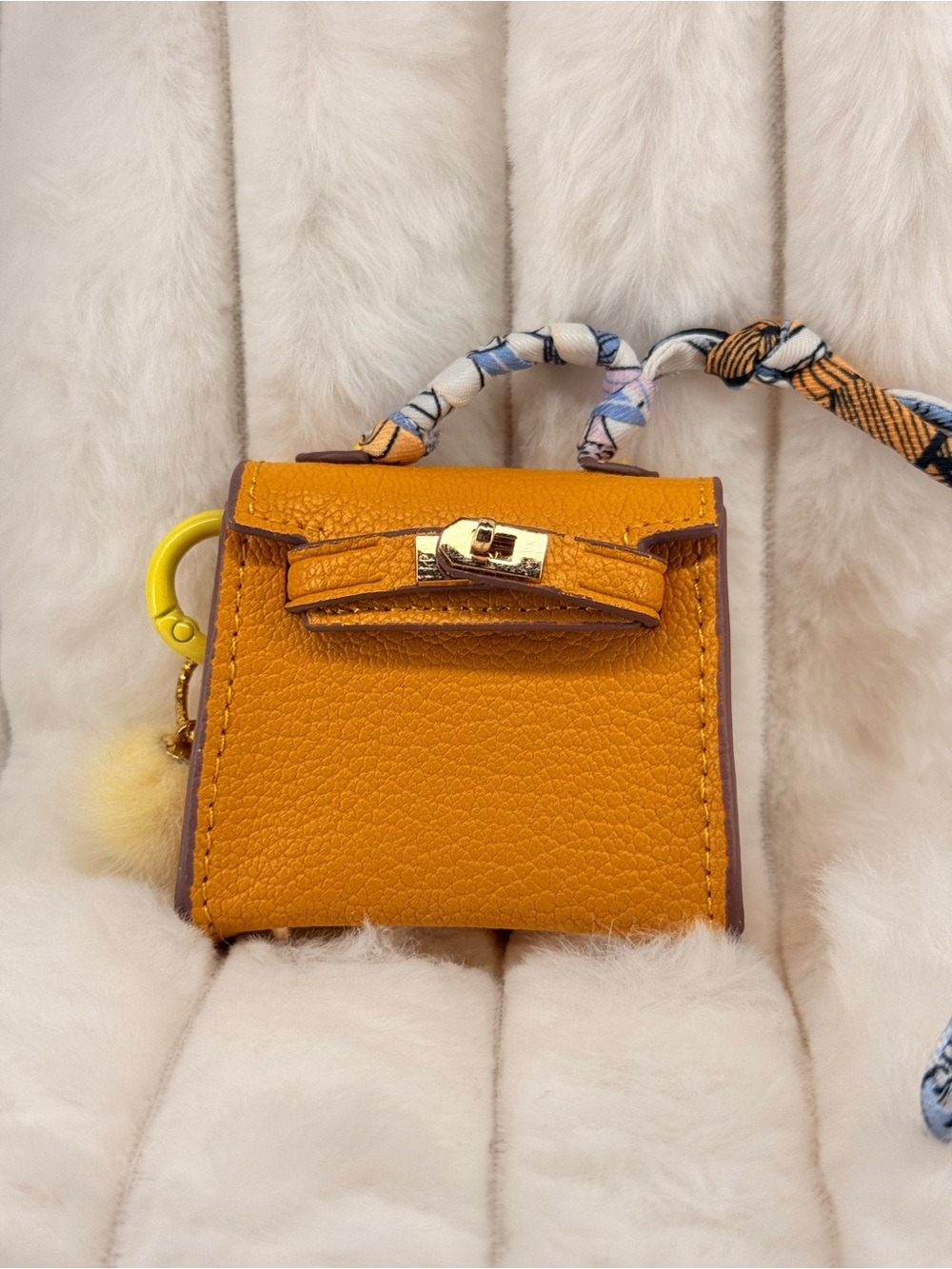 Designer-Style Mini Handbag Charm - Multiple Colors - Picture 5 of 16